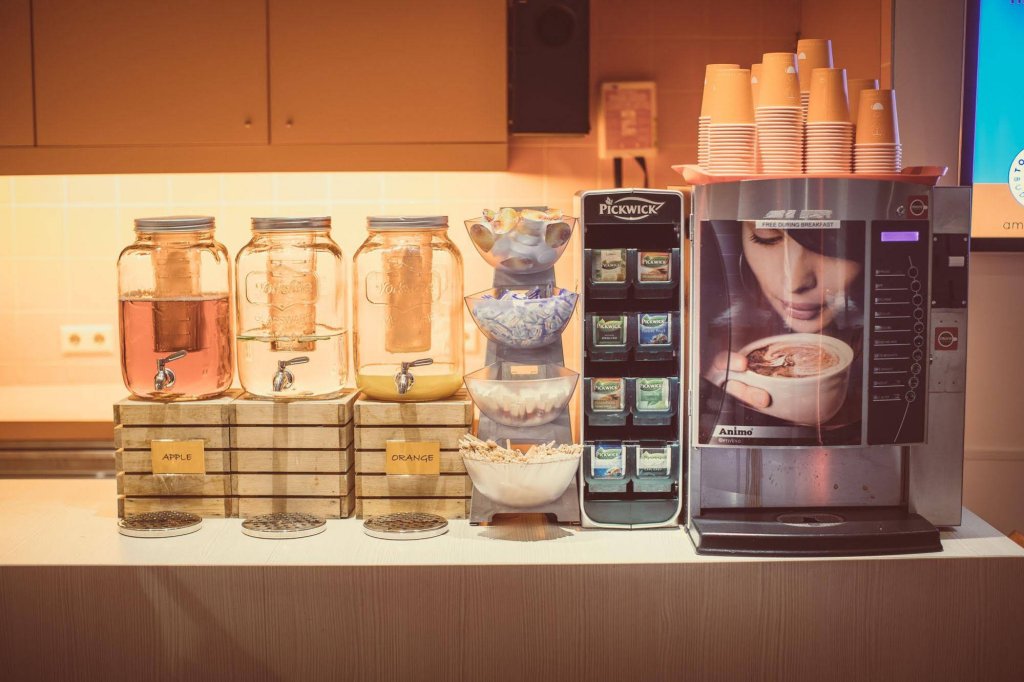 Фото Tourist Inn Budget Hotel - Hostel