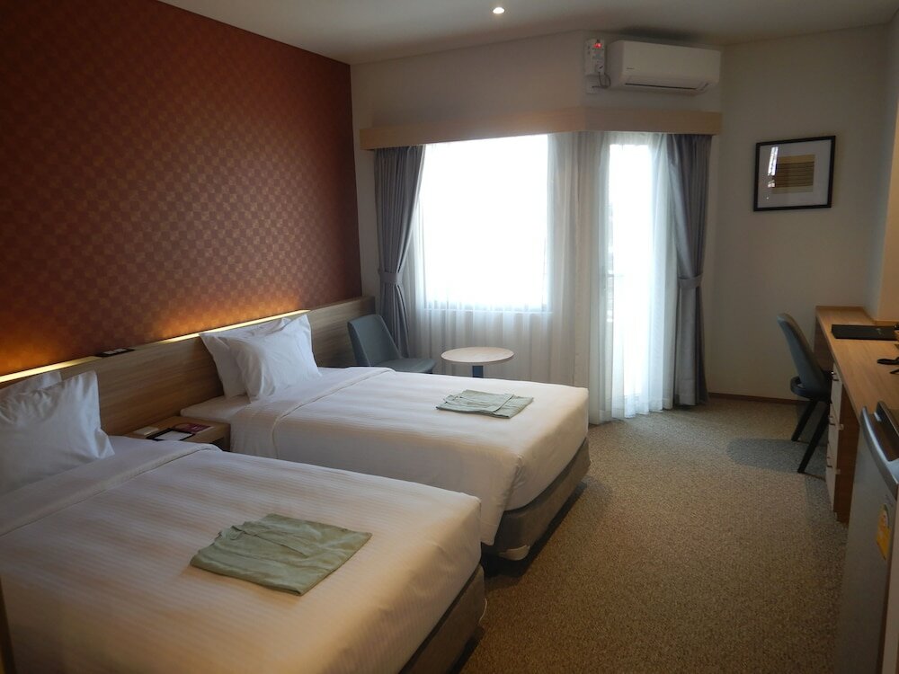 Фото Wishton Hotel Yangon