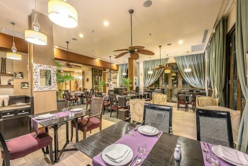 Гостиница Maikhao Dream Villa Resort & SPA Phuket