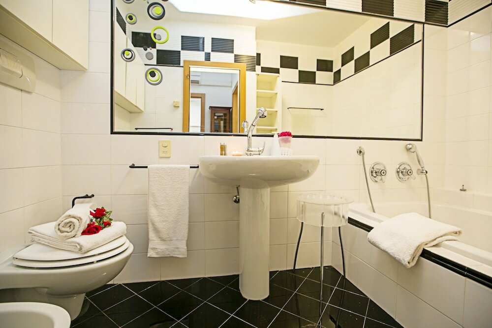 Фото Elegance Suite Isabella