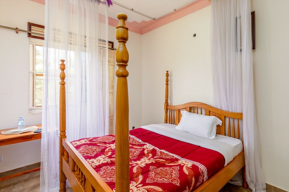 Фото Airport Side Hotel Entebbe