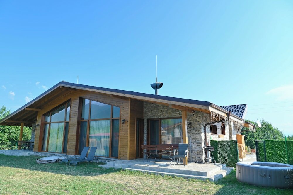 Фото Villa Raphael near Pirin Golf Resort