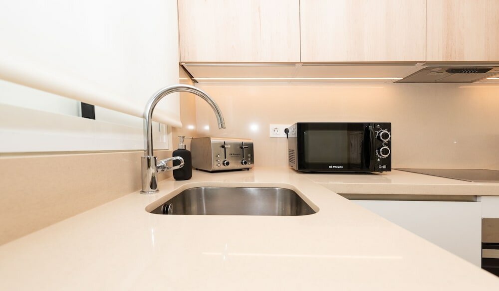 Фото Continental Suit Sky