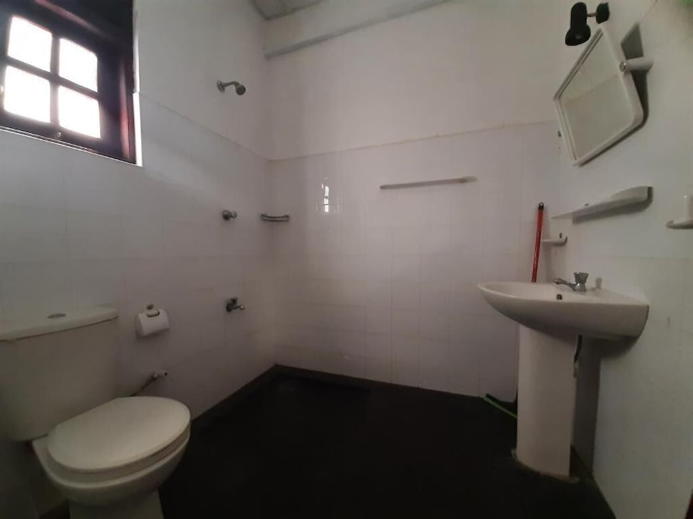 Фото Katagamuwa Rest