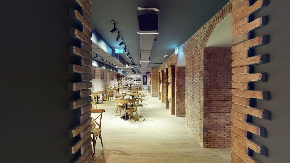 Фото Epigraph Town Hotel