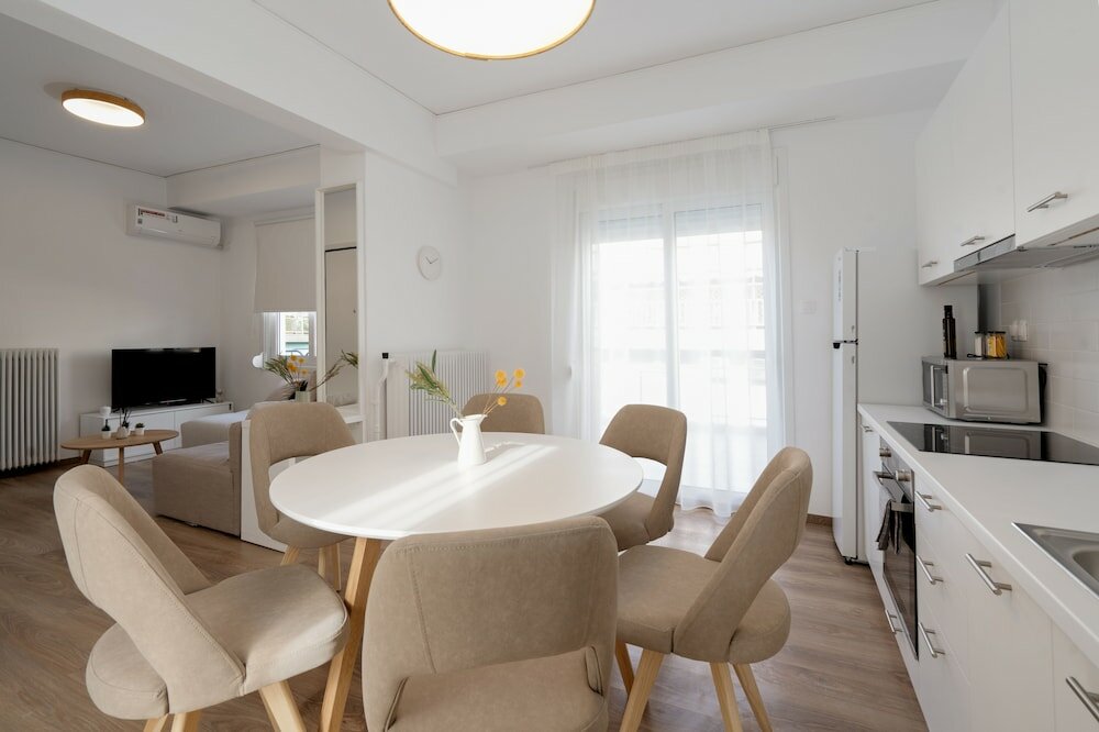 Фото Athens Hideout apt with rooftop