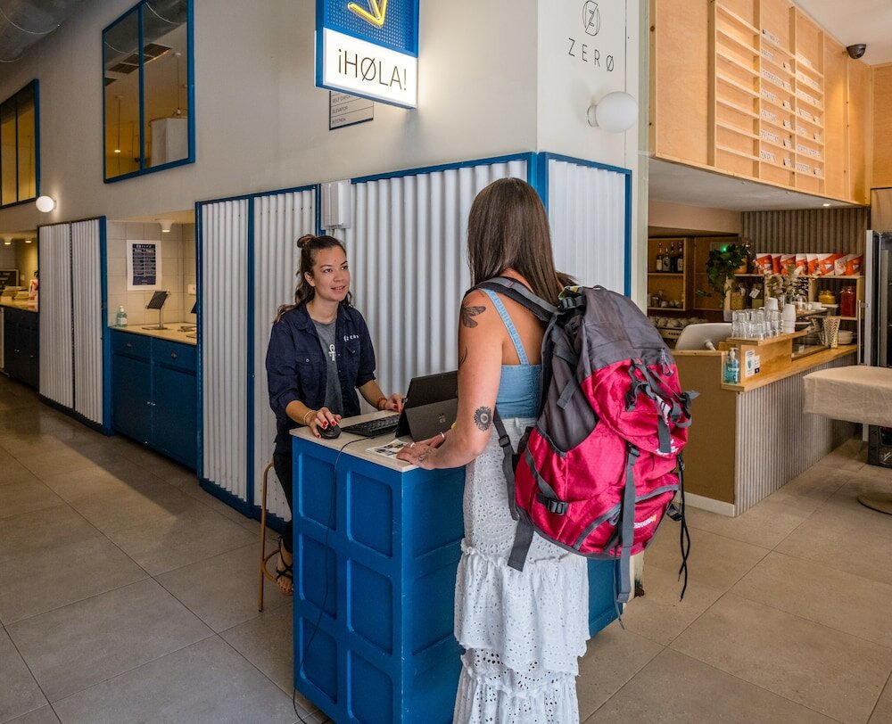 Фото Latroupe Poblenou Beach