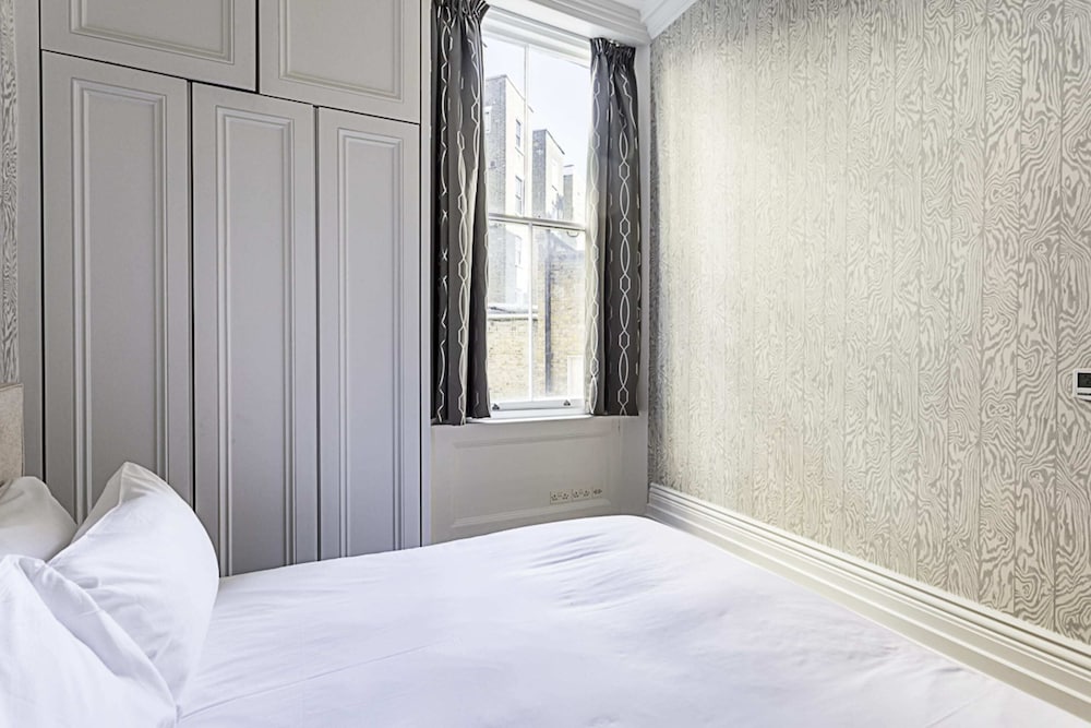 Фото Notting Hill Charm: Central 2-bed Gem