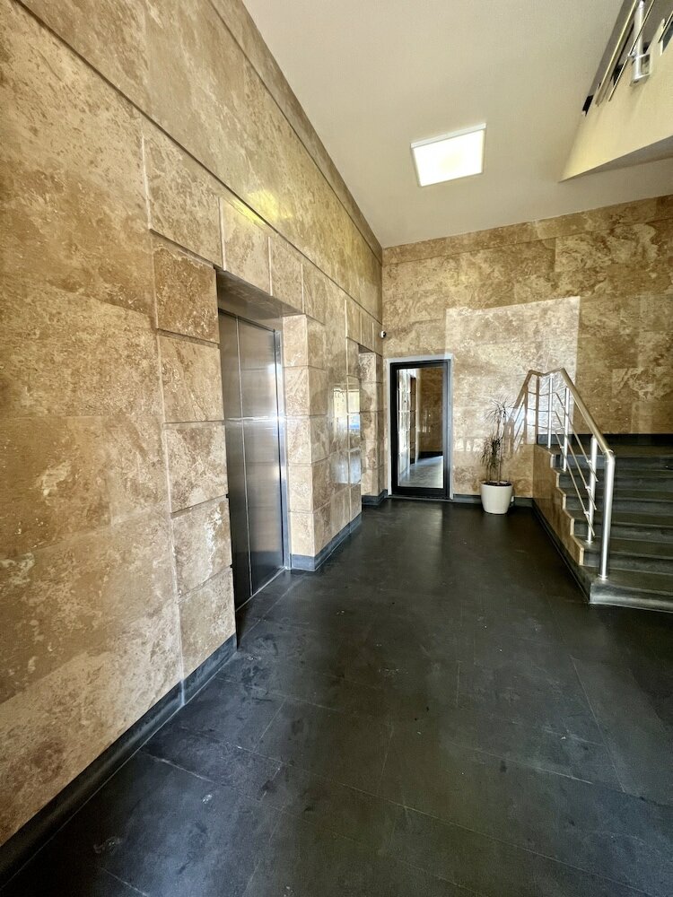 Фото Rooftop City View apartments