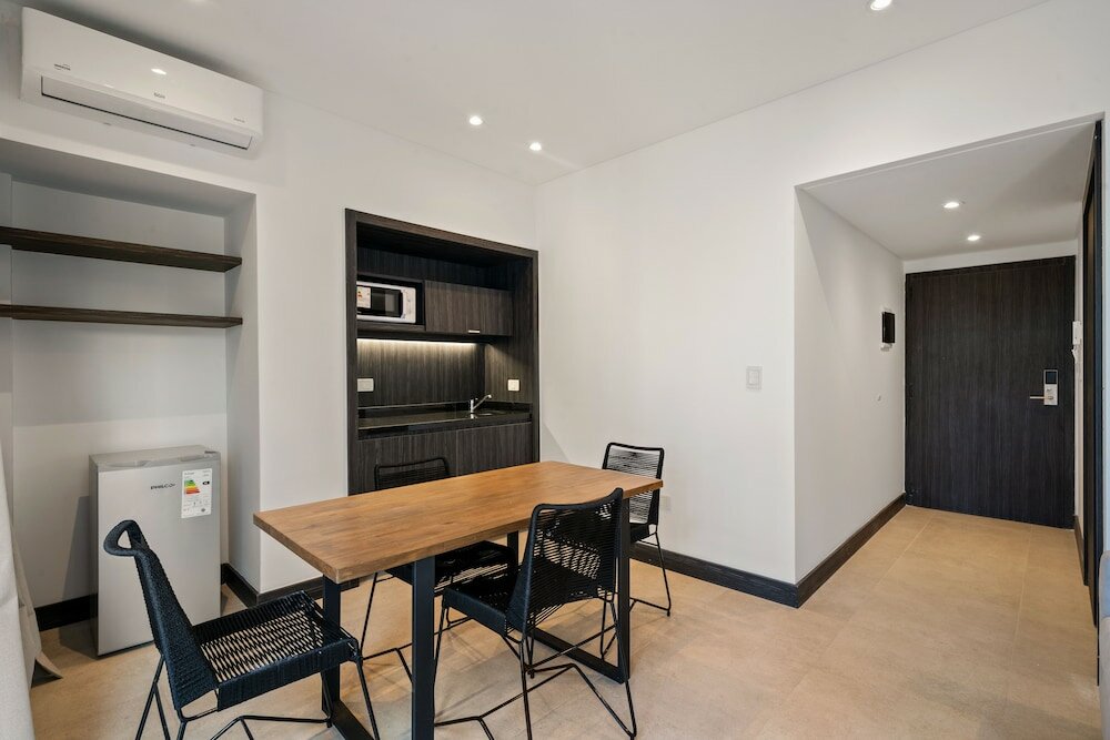 Фото La Vie Suite Madero