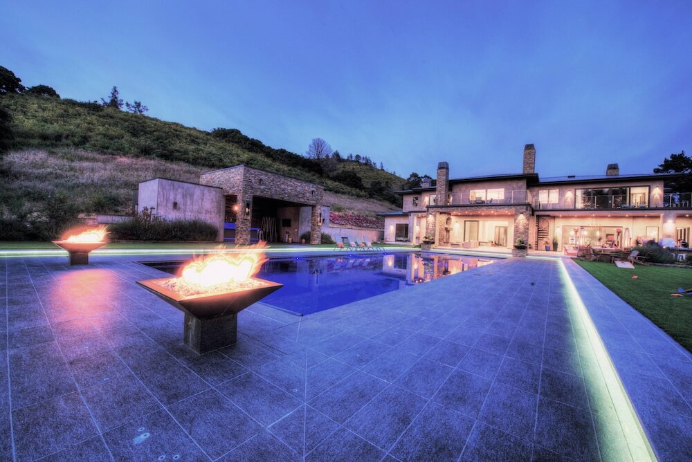 Фото Lx1a: Luxury Contemporary Villa in The Middle of Nature