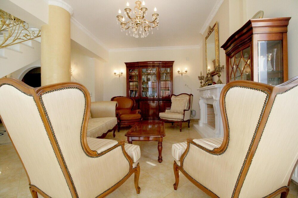 Фото Luxurious Villa Anthi