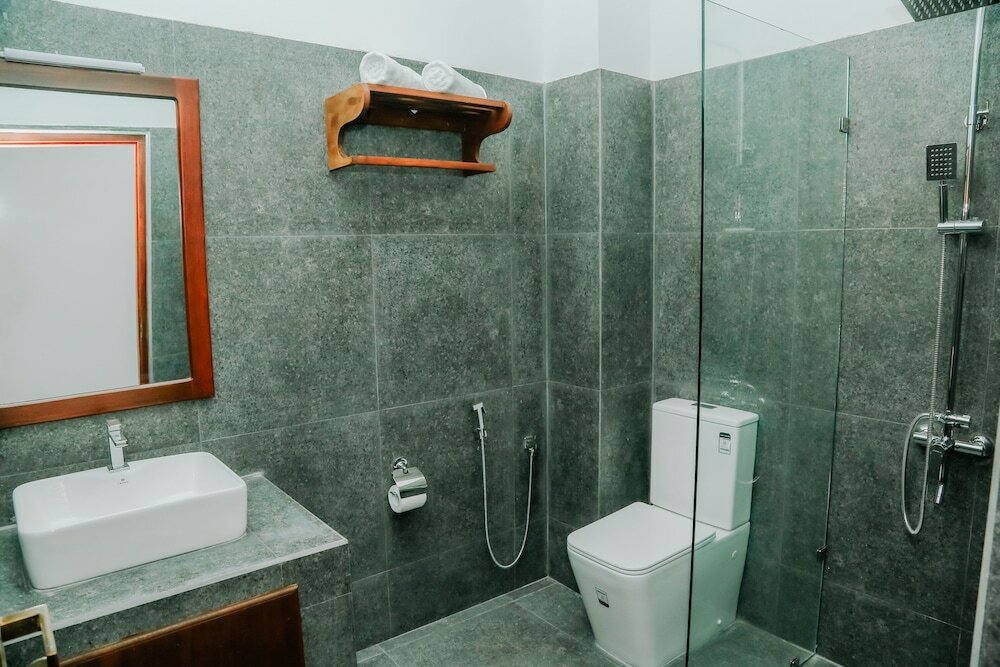 Фото Scenic Bay Weligama