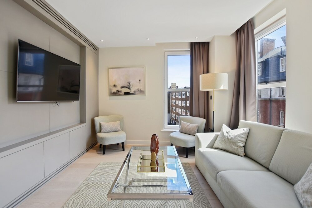 Фото Vauxhall Bridge Road by Q Apartments