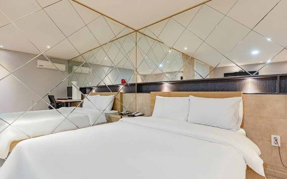 Фото Nonsan River