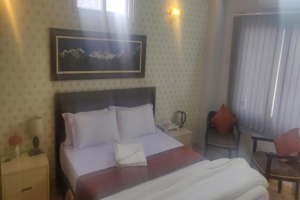 Фото Samakhusi Deluxe Apartment