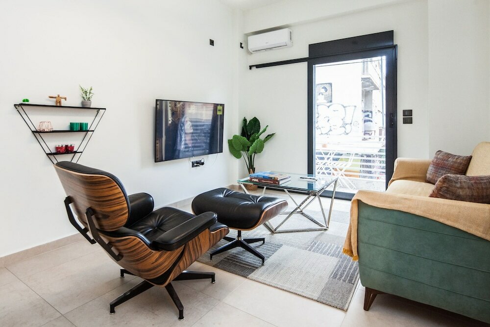 Фото Beautiful Aparment in Psiri-Monastiraki