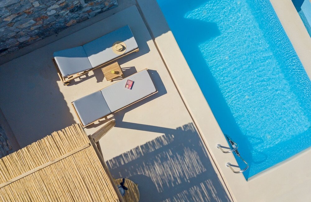 Фото Nisides Suites