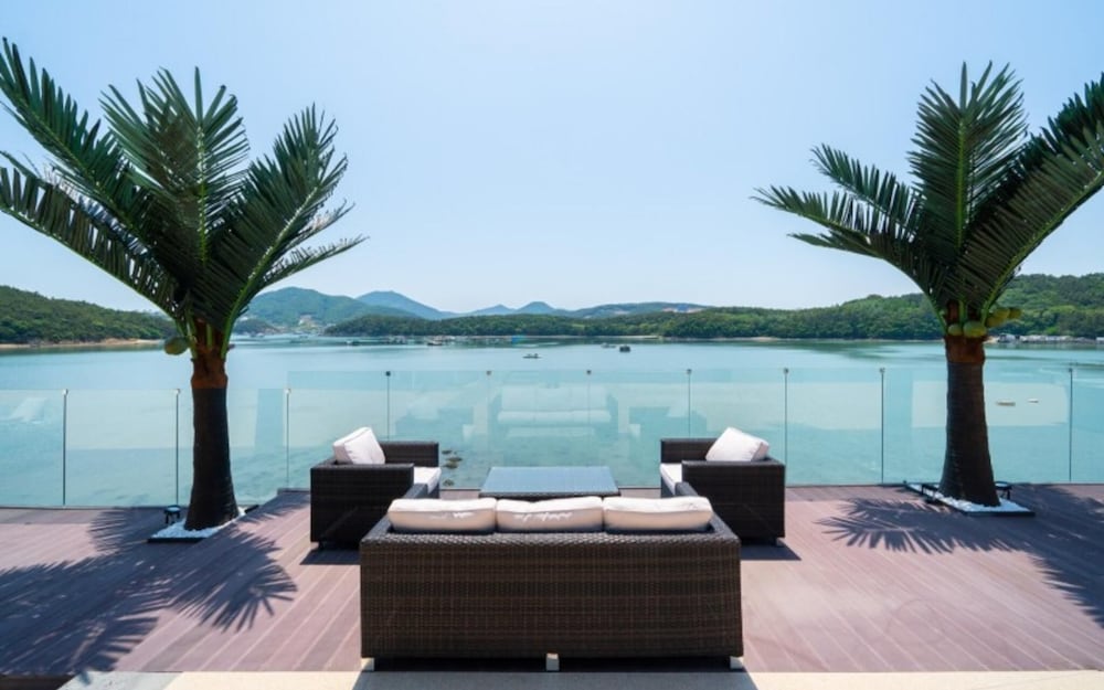 Фото Yeosu Highlark Resort