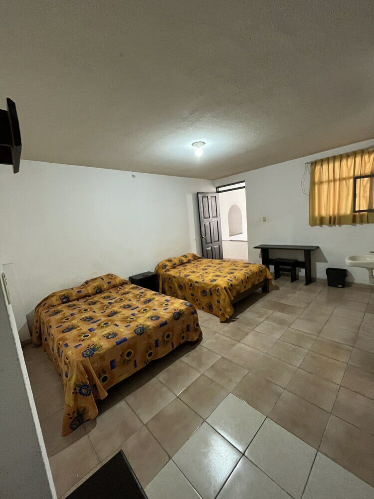 Фото Hotel Jorges Morelia