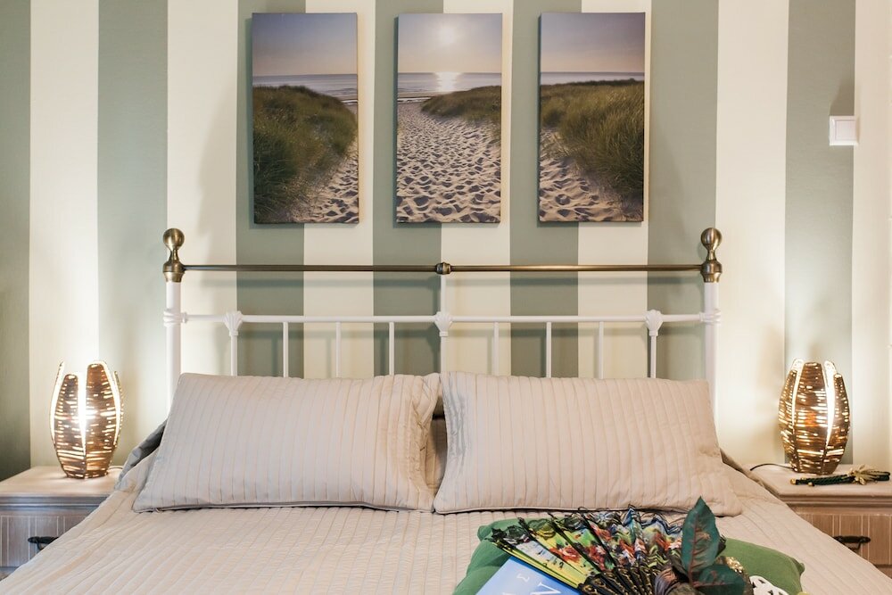 Фото Charming Acropolis Metro Station Apartment, Clean And Cozy