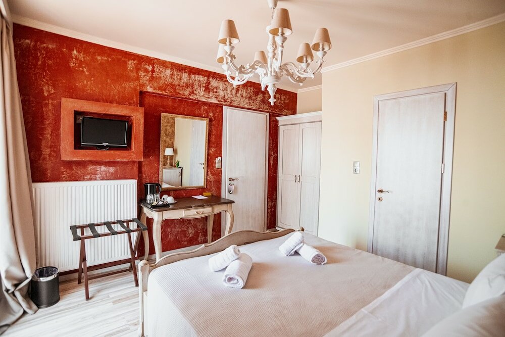 Фото Lighthouse Hotel