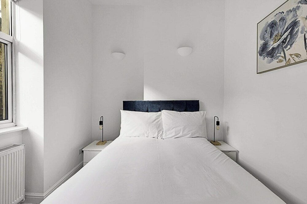 Фото Contemporary Oasis in Paddington