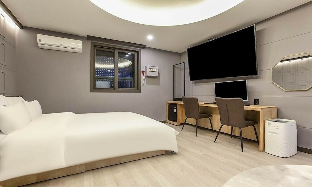 Фото Incheon Bosco Hotel