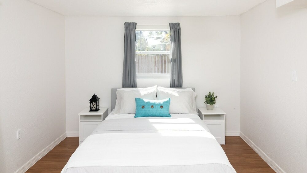 Фото A Getaway on Walnut