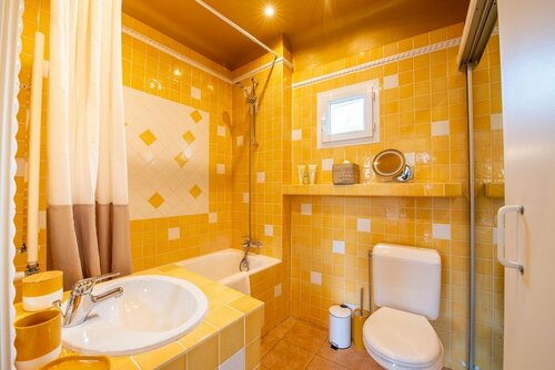 Гостиница Hotel Lou Cagnard в Сен-Тропе