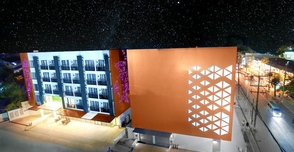 Фото Phoenix Hotel Karon Beach