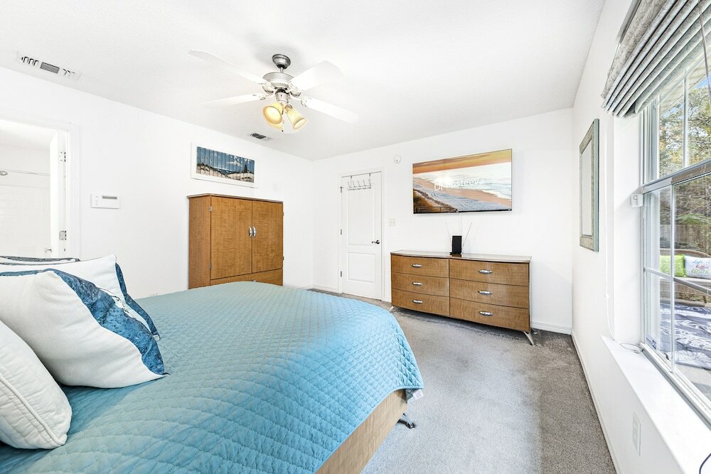 Фото Charming Pensacola House with All Needed Essentials