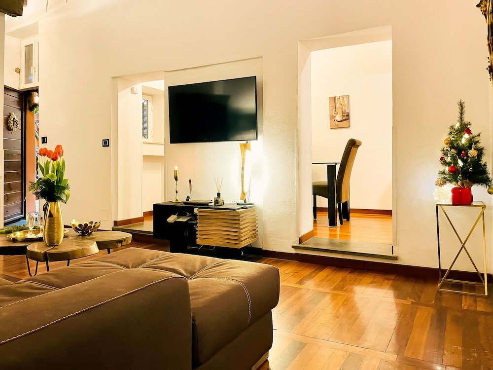 Фото Trevi Fountain Luxury Guesthouse