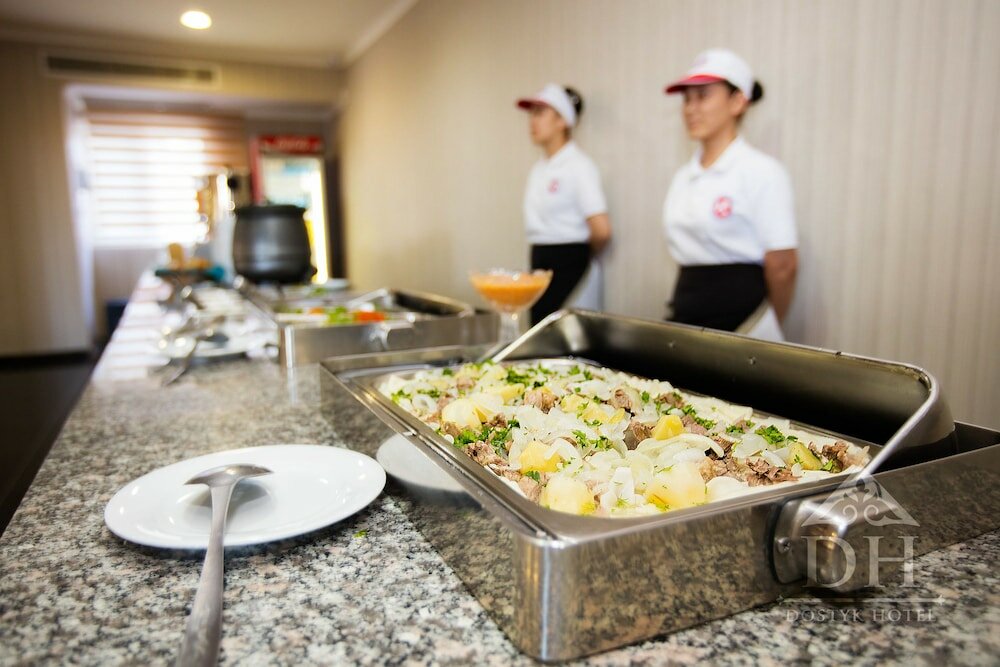 Фото Dostyk Hotel