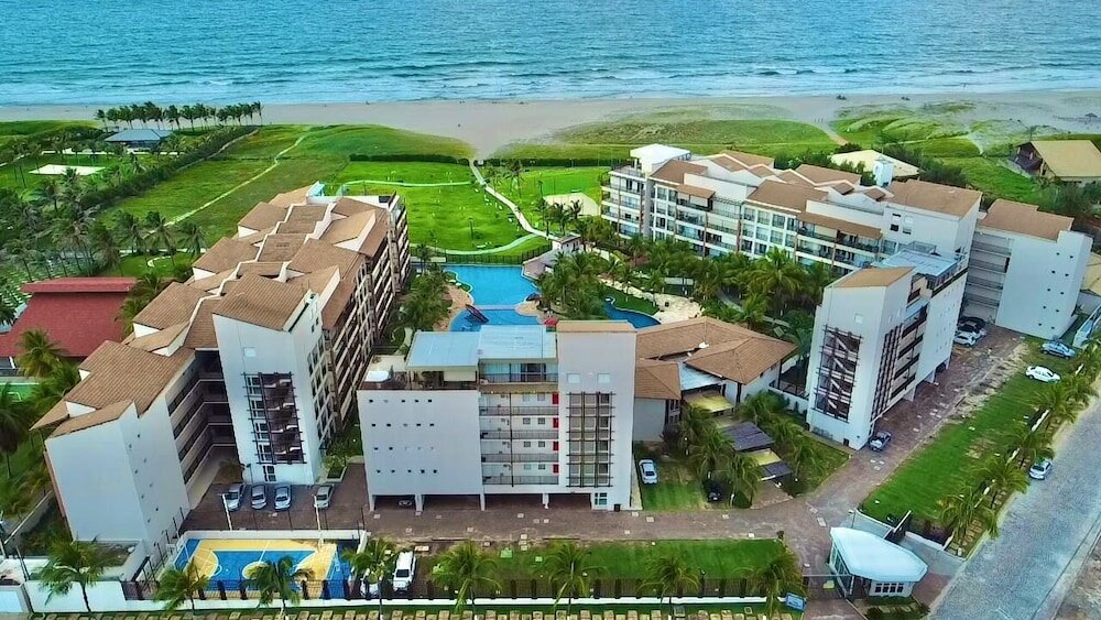 Фото Beach Living, Frente Mar, 400m Do B Park, com Toboagua E Restaurante