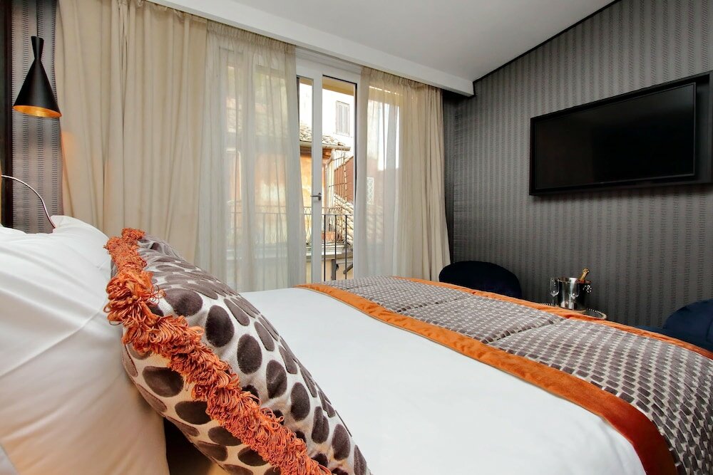 Фото Helmirage Piazza Di Spagna Suite