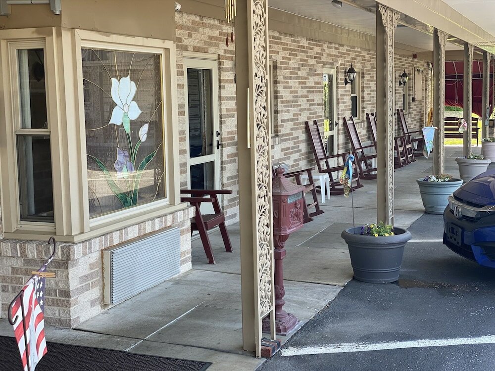 Фото White Rose Motel - Hershey