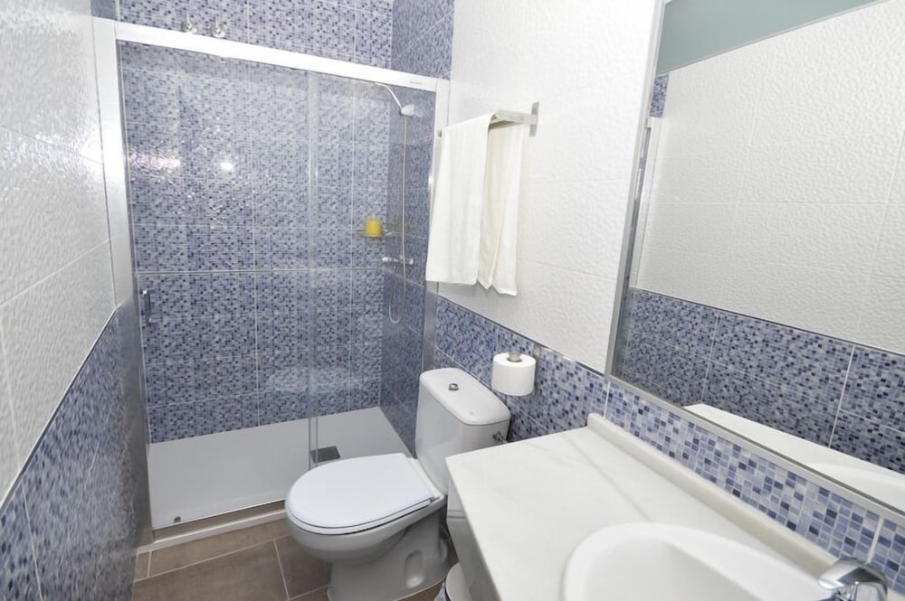 Фото Hostal Maria Jose