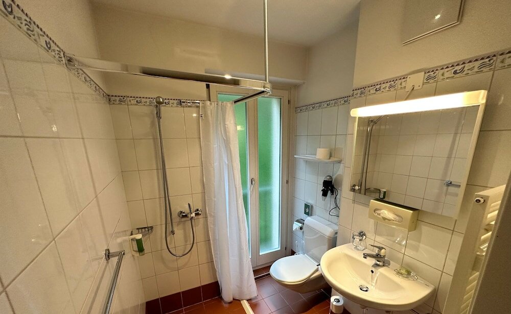 Фото Erooms Minusio