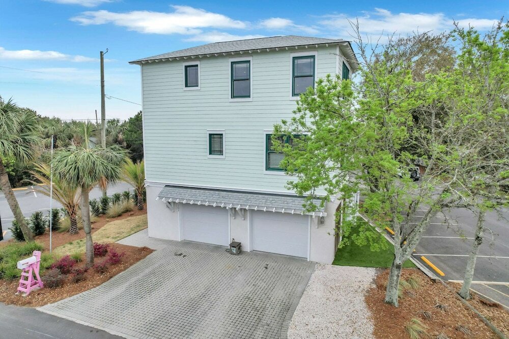 Фото Tybee Skies