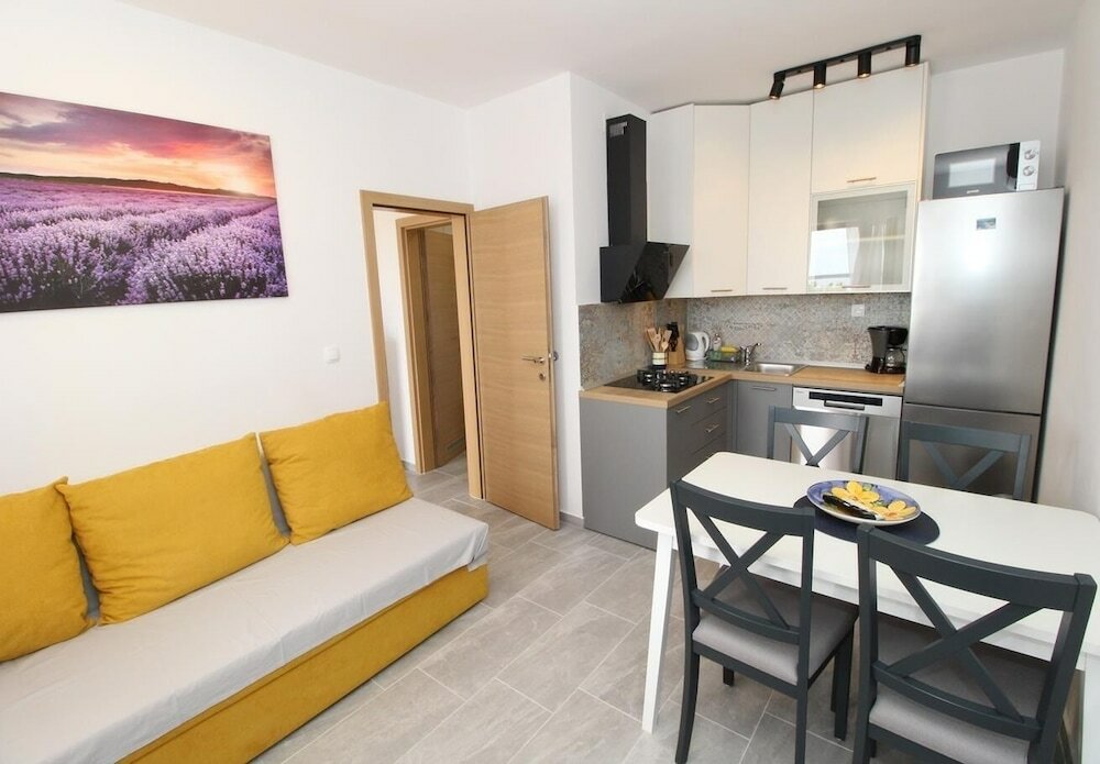 Фото Uga - Perfect Location - A2 - Vito