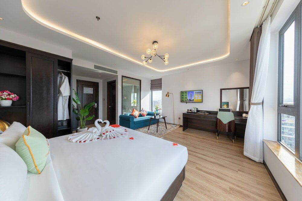 Фото Cordial Grand Hotel