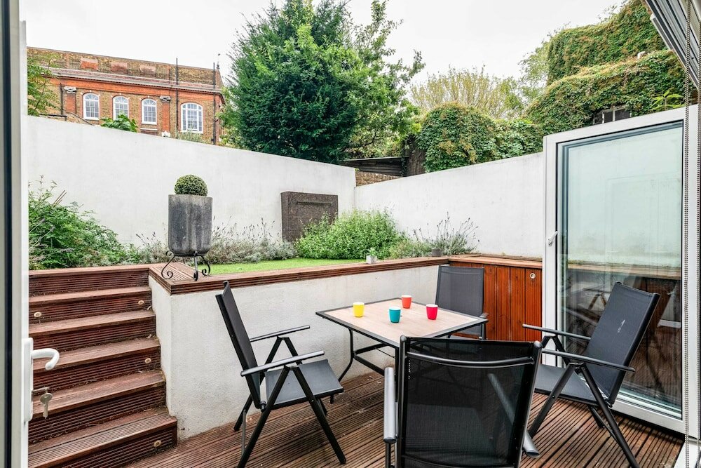 Фото Gorgeous Kentish Town Flat
