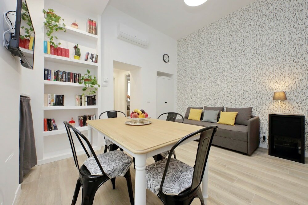 Фото Grazioso bilocale al Vaticano