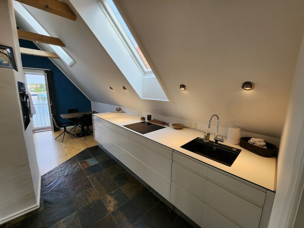 Фото Sunset Penthouse