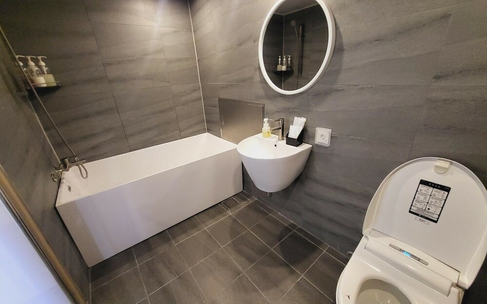 Фото Pohang Raja B Hotel