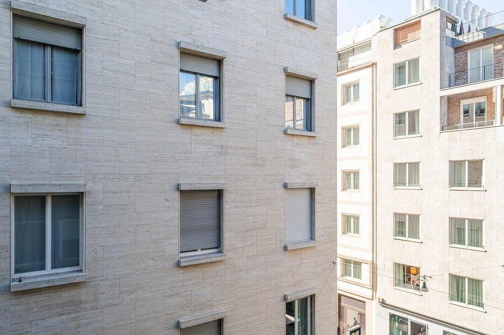 Фото Milan Adore