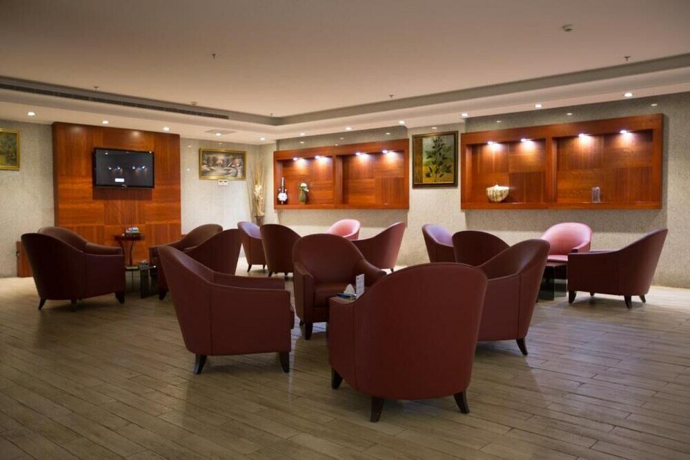 Фото Barakat Burhan Hotel