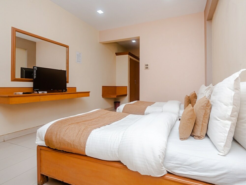 Фото Tuliipstays - Hotel Ashok Bhiwandi