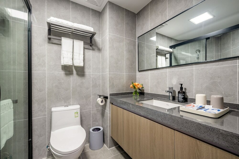 Фото Poltton International Hotel